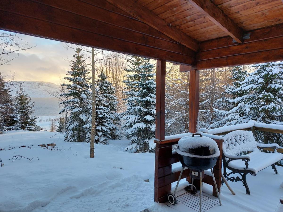 Bakkakot 1 - Cozy Cabins In The Woods Akureyri Ngoại thất bức ảnh
